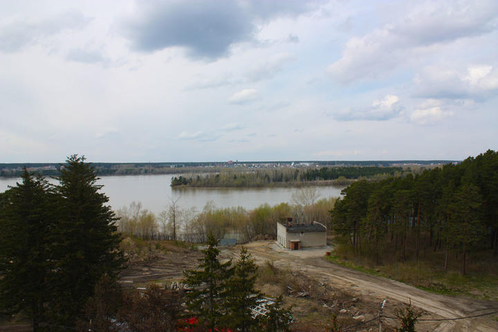 Панорамный вид на реку Обь.
